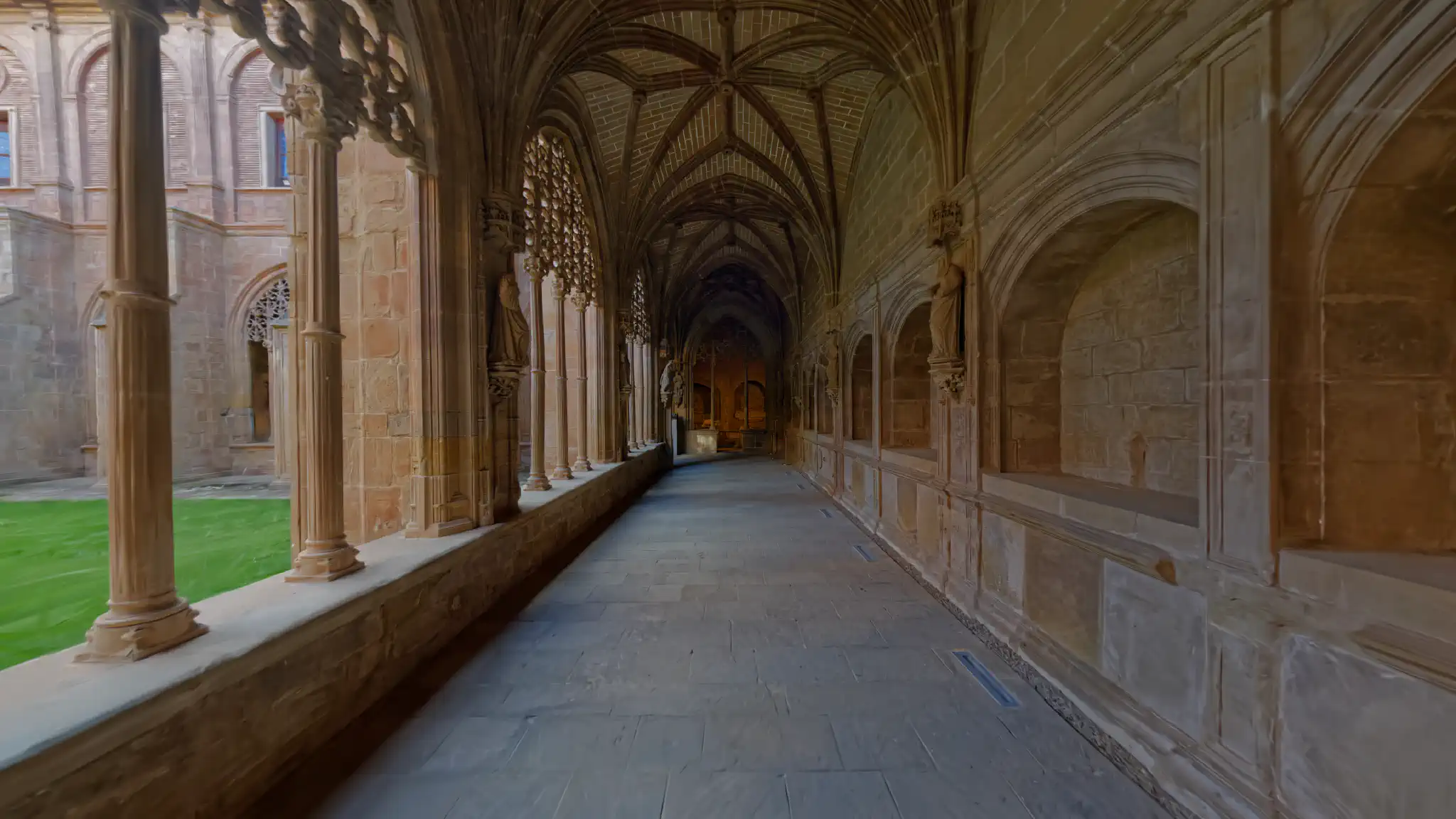 Monasterio de Santa María la Real (claustro)